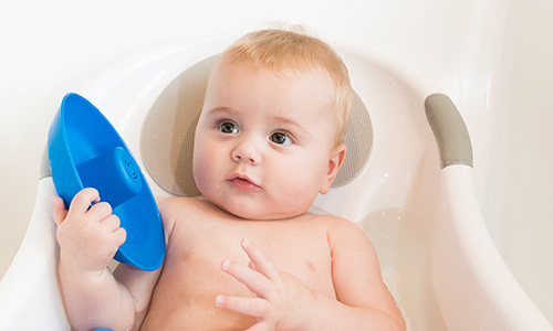 Tipps für Babys, die nicht gerne baden. Baby-Badewanne, Badewanne, Bade NV07004